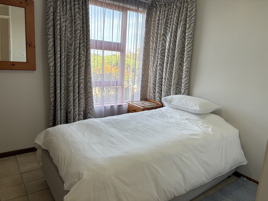 4 Bedroom Property for Sale in Bowtie Western Cape